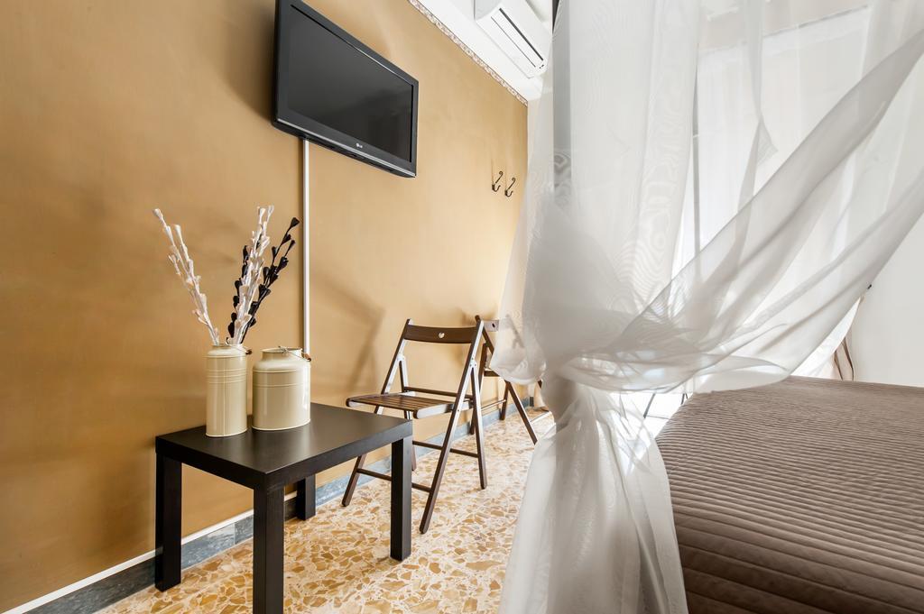 La Mela Di Roma Apartment Room photo
